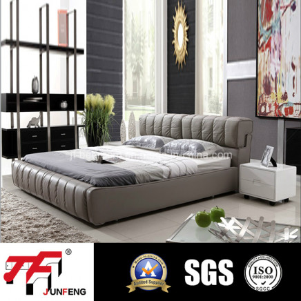 2014 Modern Leather Bed 3858