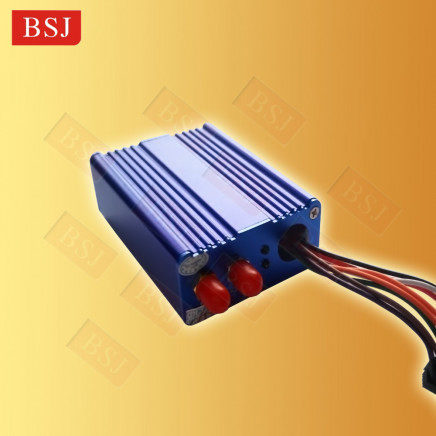 Advanced GPS Tracker M10 with Small Size, Compact, Easy to Install and Use for Different Vehicle