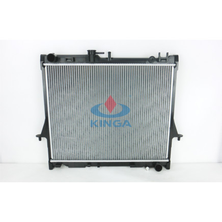 Auto Radiator for Isuzu Pickup DMAX'06 MT (KJ-13002)