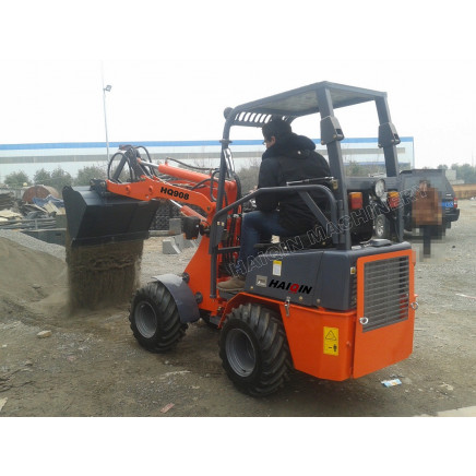 CE Mini Loader (HQ908) for Working in a Farm