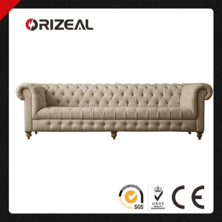 Chesterfield Living Room Furniture Cambridge Upholstered Sofa