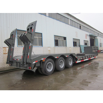 China Hot Selling 45tons-100tons Low Bed Heavy Duty Semi Trailer