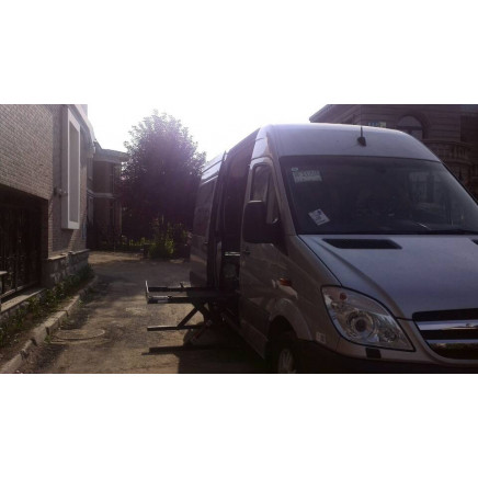 China Wheelchair Lifts Manufacturer for Van CE Loading 350kg