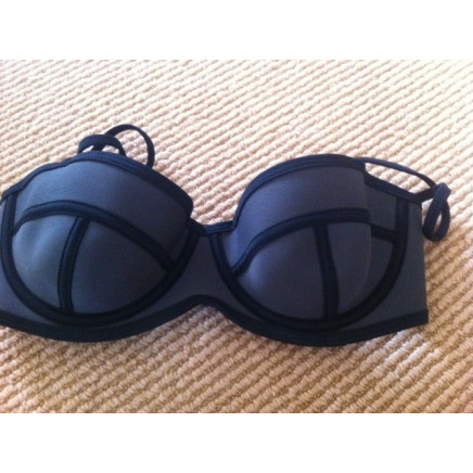 Customised Sexy Young Girls Neoprene Bikini Top, Bra with Straps