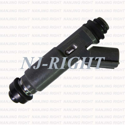 Denso Fuel Injector (23250-0H010) for Toyota Camry