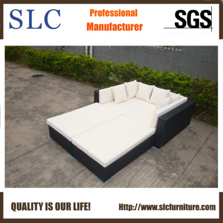 Durable & Comfortable Rattan Lounge Bed (SC-B7019-B)