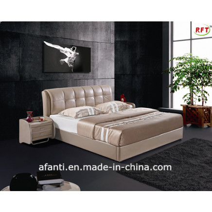 Enviromental Bedroom Furniture Modern Leather Bed (J075)