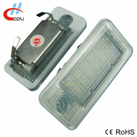 Factory LED A3 S3 A4 S4 Sedan Car License Plate Light (LHLP015S28)