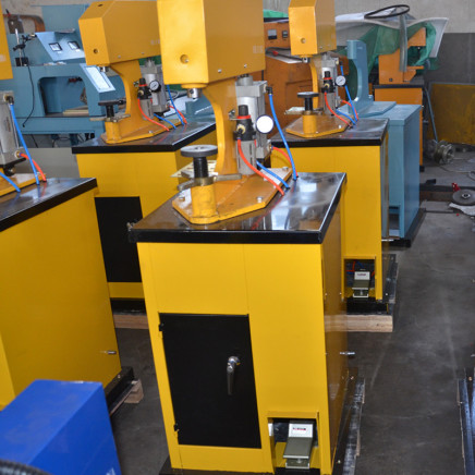 Factory Supply Brake Lining Rivet Machine