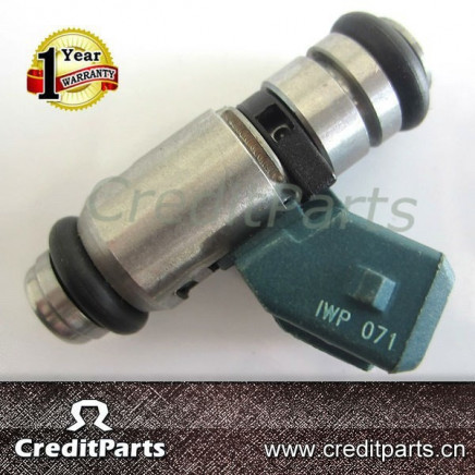 Fuel Injector Nozzle Iwp071 A0000786249 for Mercedes Classe