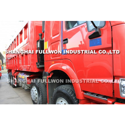 HOWO 8x4 DUMP TRUCK 371HP/273KW/EURO2