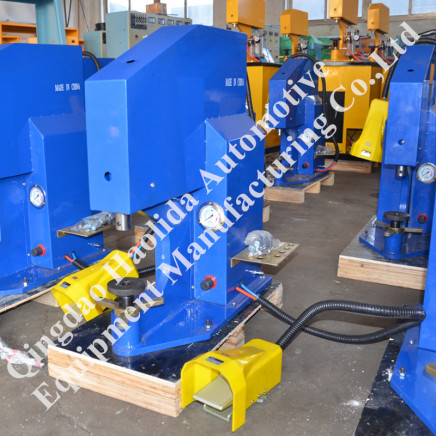 High Quality Pneumatic Brake Lining Riveting Machine