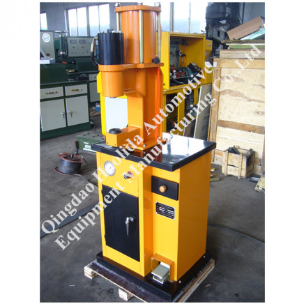 High Quality Qy-6 Model Brake Shoe Riveting Machine