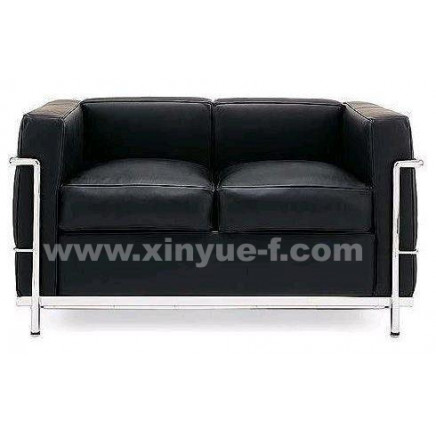 Le Corbusier Sofa (A621B)