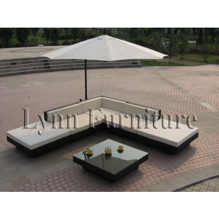 Lounge Chair with Table (LN-035)