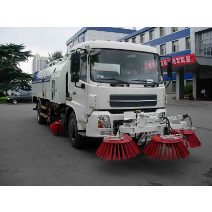 Low Price Sinotruk Sweeper Truck