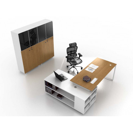 MFC Manager Desk