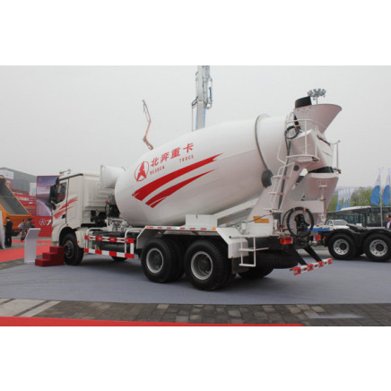 Mercedes Technology 6x4 8m3 Concrete Mixer Truck for North Benz (ND3250W282B)