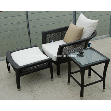 Outdoor Chair with PE Rattan & Waterproof Cushion