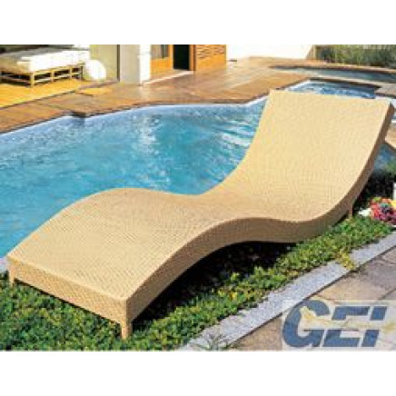 PE Rattan Simple Pool Chair (L0008)
