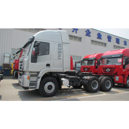Saic-Iveco Hongyan Genlyon M100 340HP Tractor Head