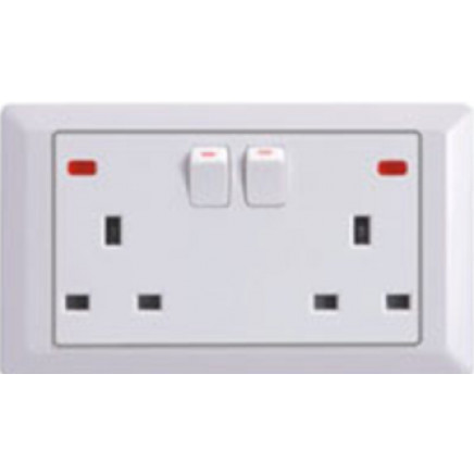 Saudi Arabia Wall Socket, United Arab Emirates Wall Socket