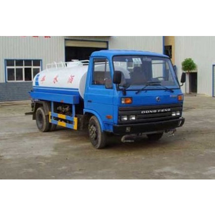 Small 1200 Gallon Drinking Water Truck