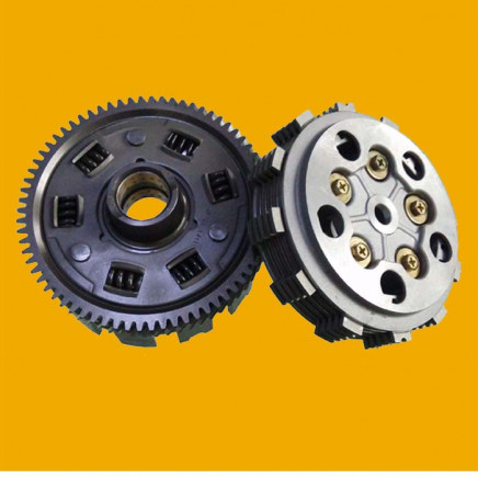 Suzuki Yes En125 Motorbike Clutch, Motorcycle Cltutch for Auto