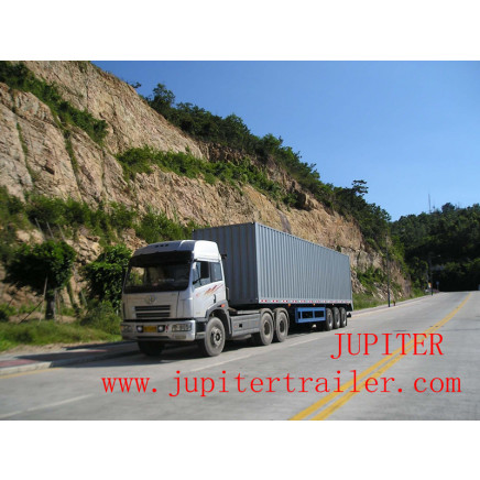 Top Sold Three Axle Van Semi Trailer