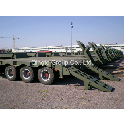 for Military Use Truck Transport Semi Trailer Flatbed Semi Trailer (QDT9493TDP)
