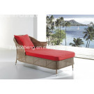 2015 New Wicker Outdoor Day Bed Sun Lounge Chaise Lounge with Comfortable Back
