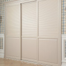 White Built-in Modern Closed Louver Wardrobe (YG11319)