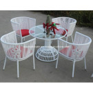 2015 Outdoor White Table and Chair