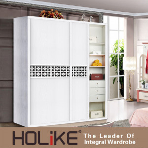 Beautiful White Sliding Wardrobe with Art Glass