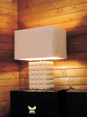 High Quality Fiberglass Base Table Light for Hotel Lighting (1088T2)