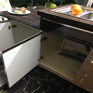 Kitchen Cabinet (ZHK-032)