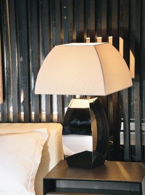 Modern Fabric Shade Table Light for Hotel Rooms (1098T1)