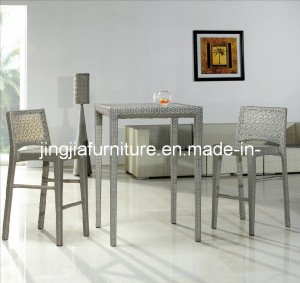 Outdoor Aluminum Rattan Wicker Bistro Garden Bar Stool (JJ-S674)