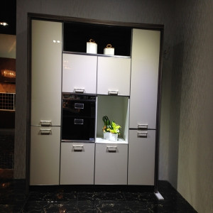 Zhk-035 High Gloss Kitchen Cabinet