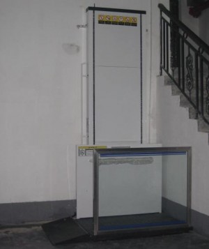 2015 Best Wheelchairs Disabled Wheelchair Lift for Elderly People