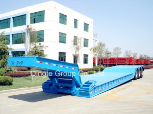 Detachable Low Bed Semi Trailer with 3 Axles (QDT9402TDP)