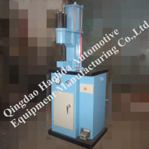 Facotry Supply Qy-6 Model Brake Pad Riveting Machine