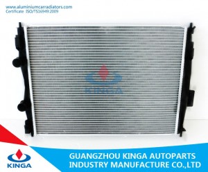 High-Quality Car Radiator for Nissan Qashqai 07 MT