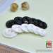 4 Holes Normal Shape White and Black Resin Shirt Coat Button Selling in The Market