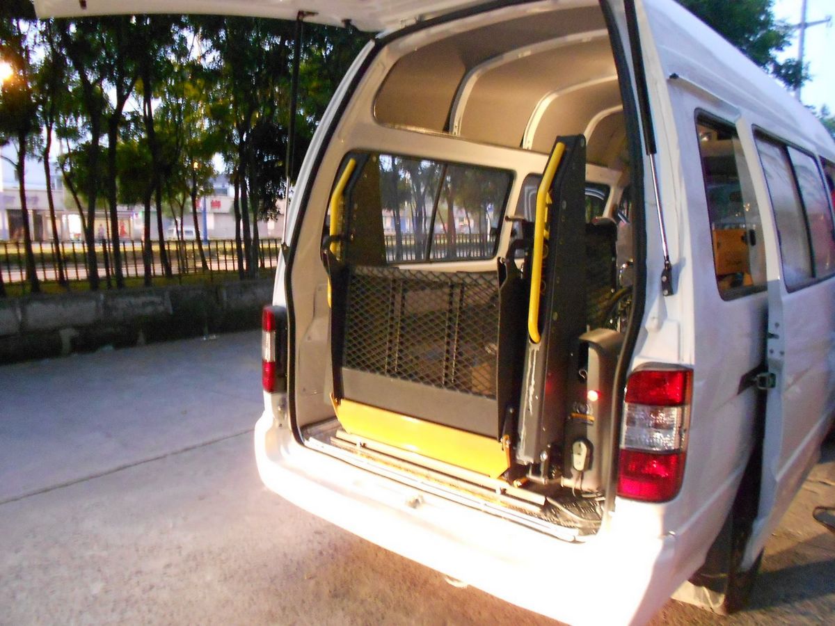 CE Wheelchair Lift for Van and Minibus (WL-D-880U)