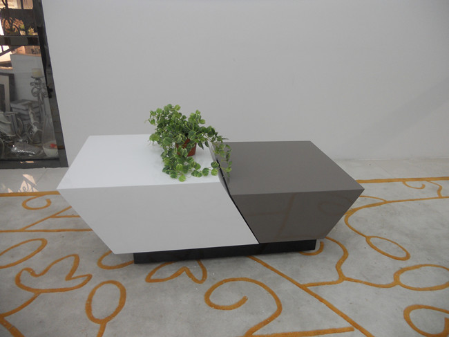 Folded High Gloss Functional Coffee Table