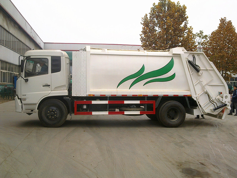 HOWO 4X2 Compressed Garbage Truck