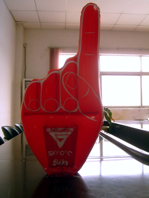 Inflatable Hand J)