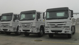Sinotruk 6X4 HOWO Tractor Truck (High Specifications)
