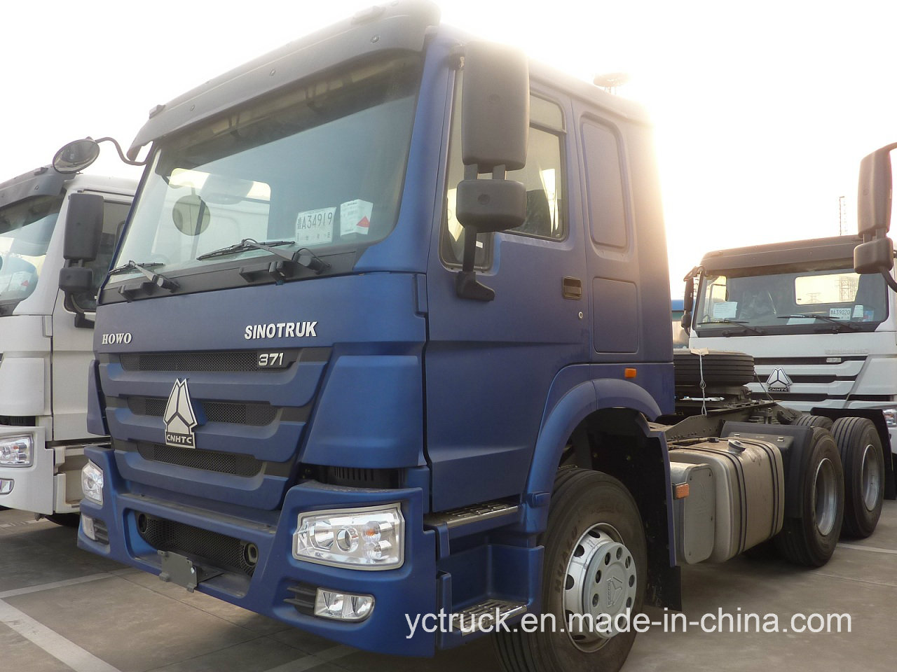 Sinotruk HOWO 6X4 Tractor Truck with Diesel Engine